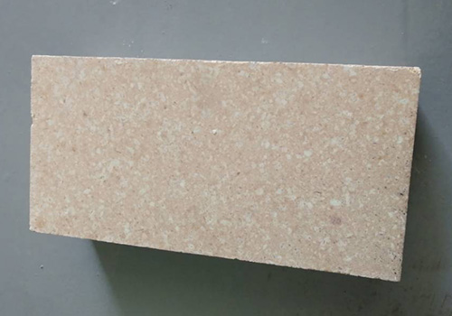 Zircon brick